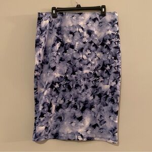 2/$20 APT. 9 Pretty Blue & White Floral Skirt size XL